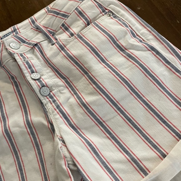 Old Navy Striped Shorts - Picture 3 of 9